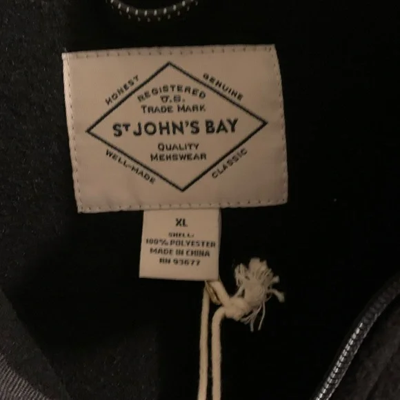 Men’s Half Zip pullover All Black - Picture 6 of 7